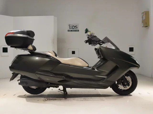 Yamaha MAXAM250 лот № 0346 оценка 4  с аукциона в Японии