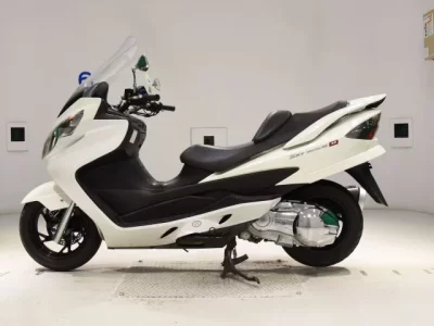 Suzuki SKYWAVE 250M  с аукциона в Японии