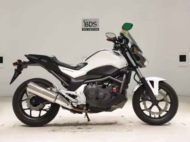 Honda NC700S лот № 7832 оценка 4  с аукциона в Японии