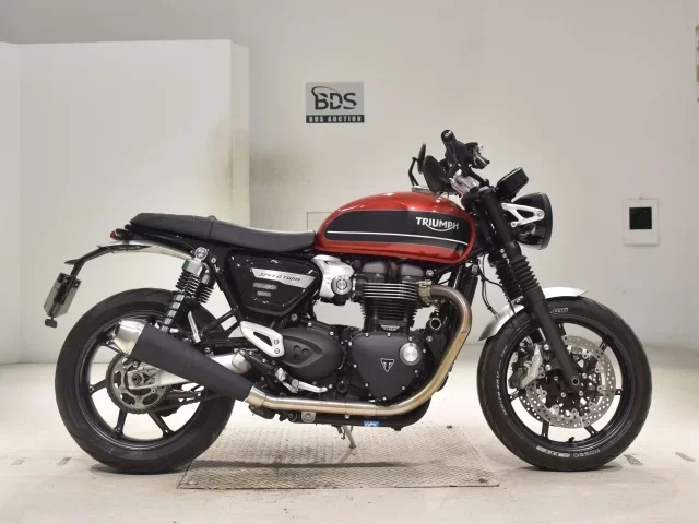 Triumph  SPEED TWIN лот № 7902 оценка 5  с аукциона в Японии