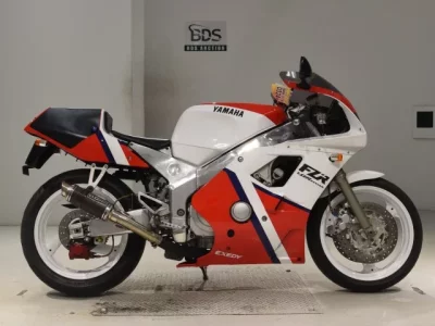 Yamaha FZR400RR  с аукциона в Японии