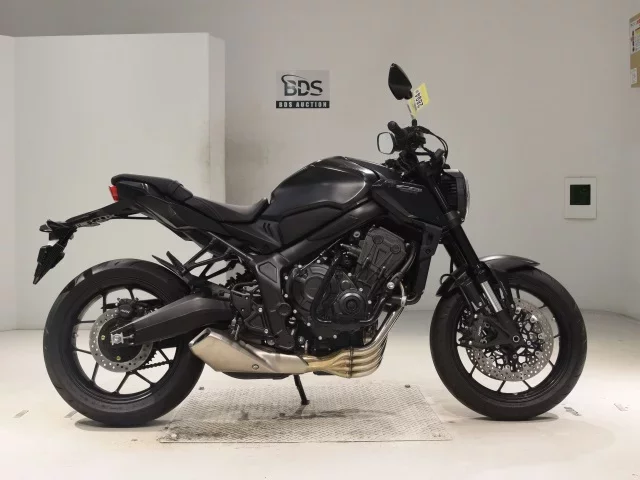 Honda CB650R лот № 2894 оценка 6  с аукциона в Японии