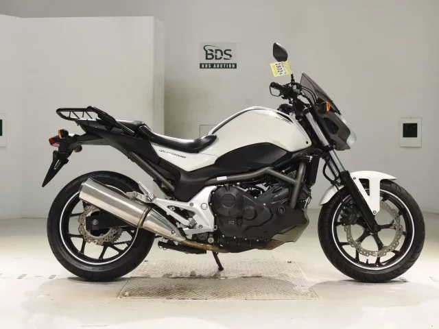 Honda NC700S лот № 2802 оценка 4  с аукциона в Японии
