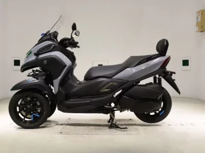 Yamaha TORI CITY 300 лот № 5343 оценка 5  с аукциона в Японии 2