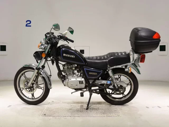 Suzuki GN125H
