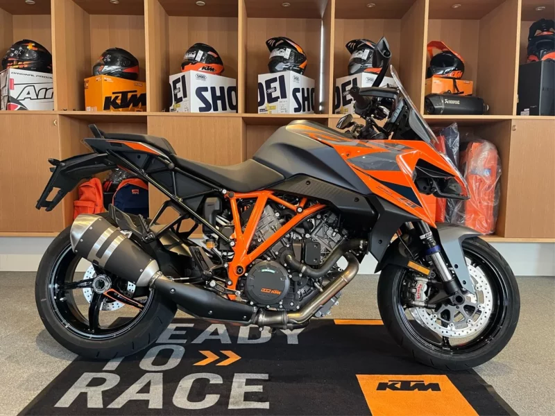 Other KTM1290SUPER DUKE GT лот № 18022 оценка 8  с аукциона в Японии