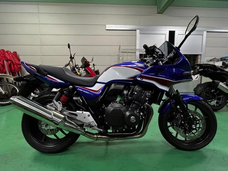 Honda CB400 SUPER BOL D OR ABS лот № 04036 оценка 5  с аукциона в Японии