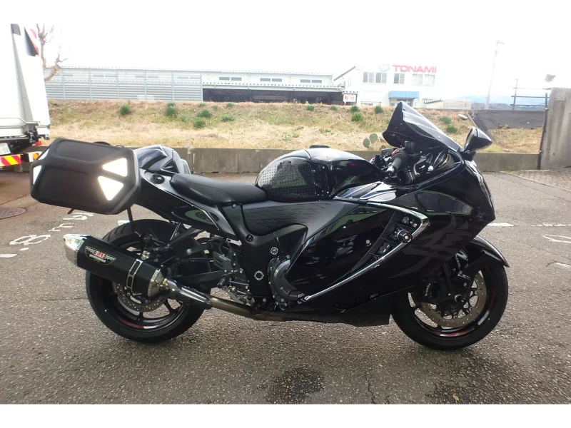 Suzuki Hayabusa лот № 02071 оценка 5  с аукциона в Японии