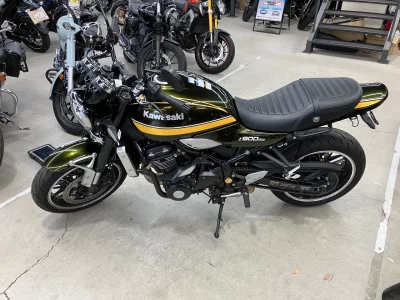 Kawasaki Z900RS лот № 04090 оценка 4  с аукциона в Японии 2