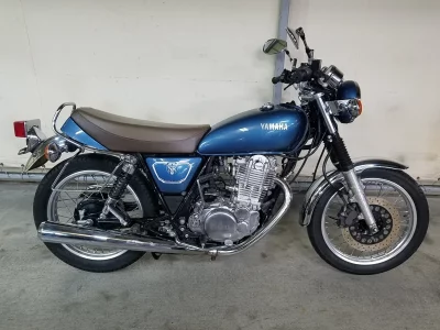 Yamaha SR400-1 2019