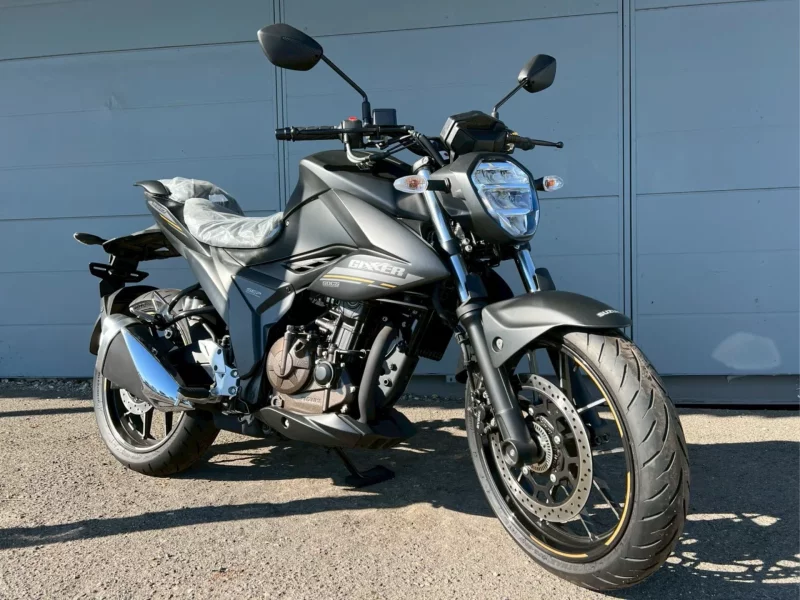 Suzuki JIKUSA-250 лот № 04130 оценка 9  с аукциона в Японии