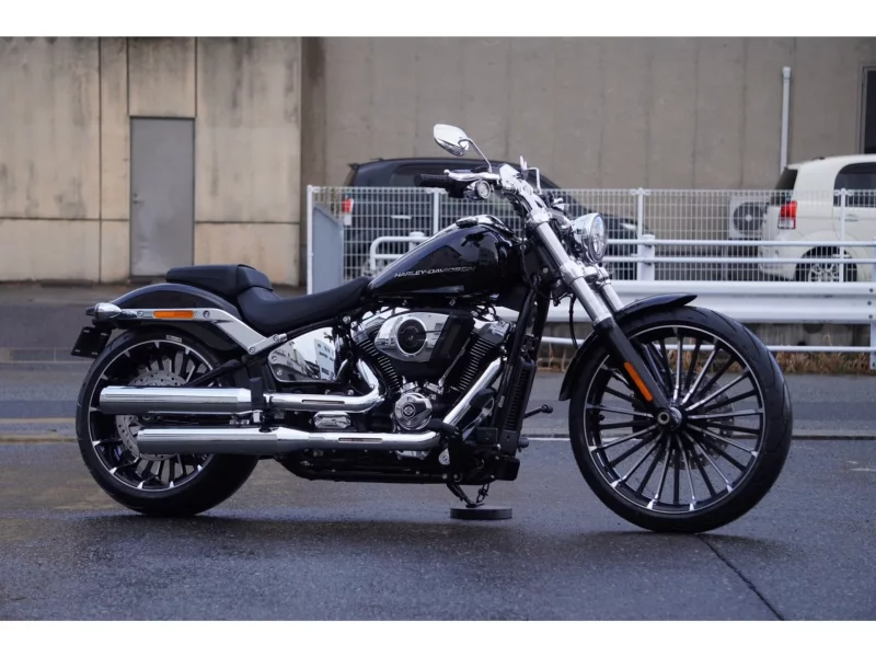 Harley-Davidson HARLEY FXBR лот № 04142 оценка 8  с аукциона в Японии