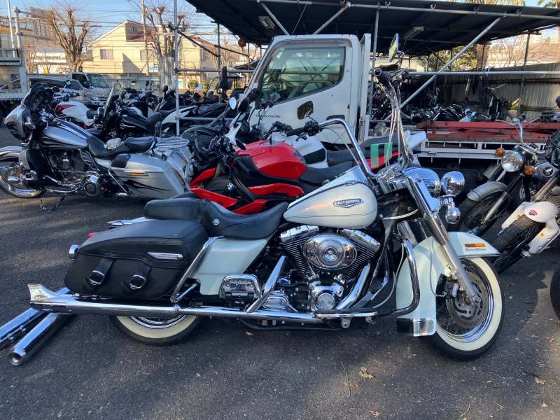 Harley-Davidson HARLEY FLHRCI1450 лот № 00231 оценка 4  с аукциона в Японии