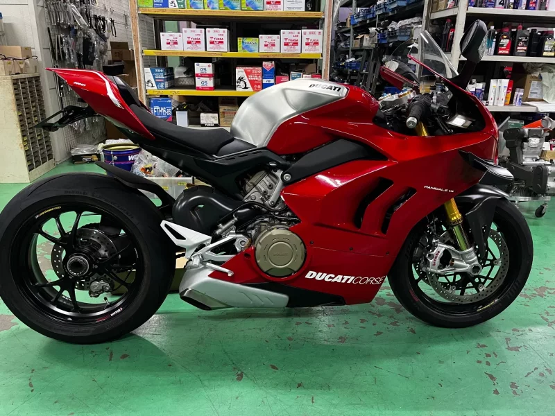 Ducati  PANIGA-REV4R лот № 02204 оценка 5  с аукциона в Японии