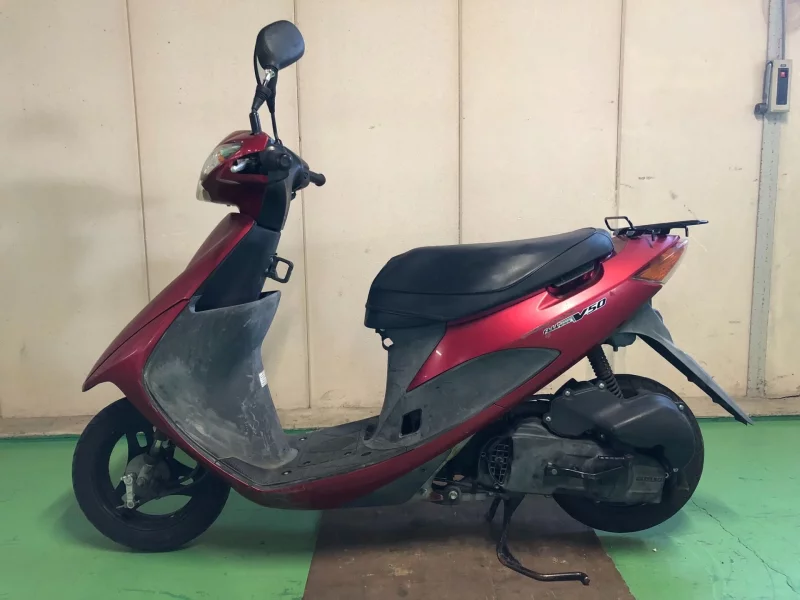 Suzuki ADDRESS V50
