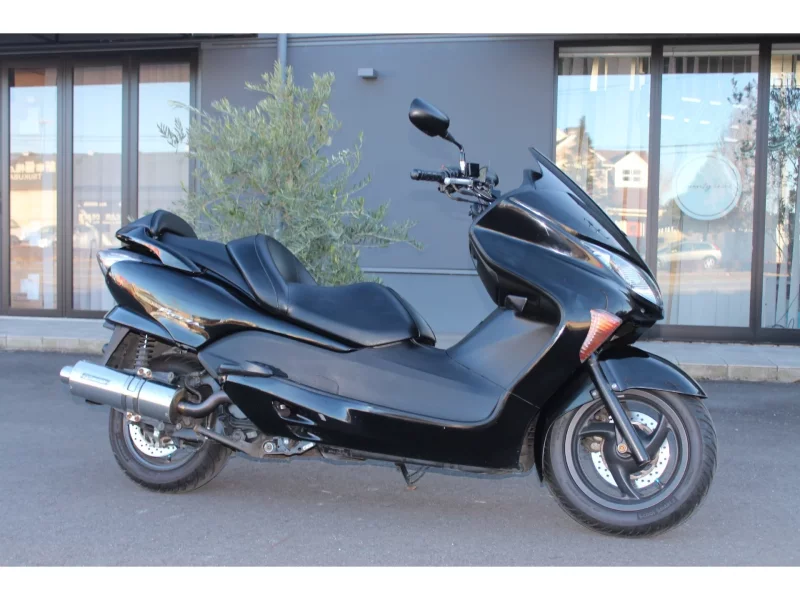 Honda FORZA Z лот № 00312 оценка 4  с аукциона в Японии