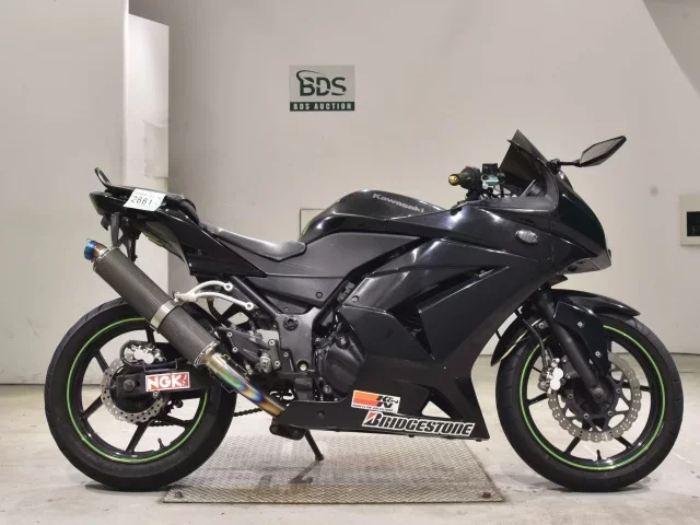 Kawasaki NINJA250R лот № 2661 оценка 4  с аукциона в Японии