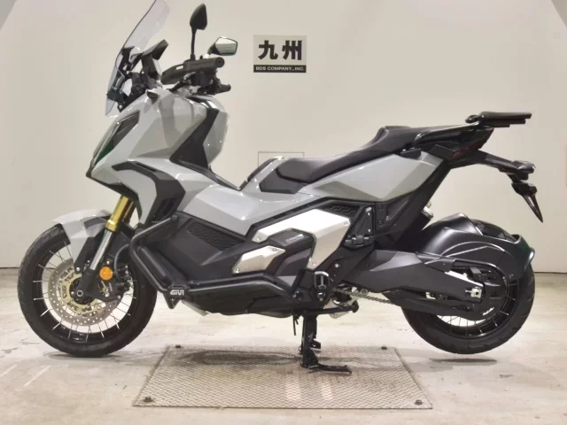 Honda X-ADV750-2