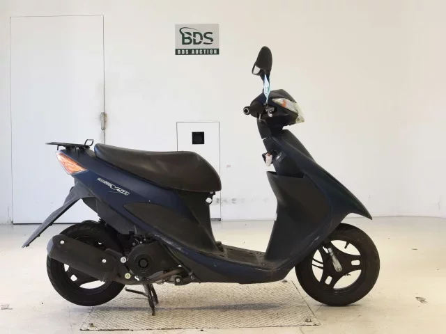 Suzuki ADDRESS V50-3