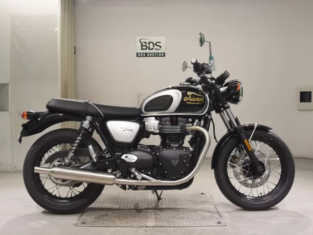 Triumph  BONNEVILLE T100 лот № 5095 оценка 8  с аукциона в Японии