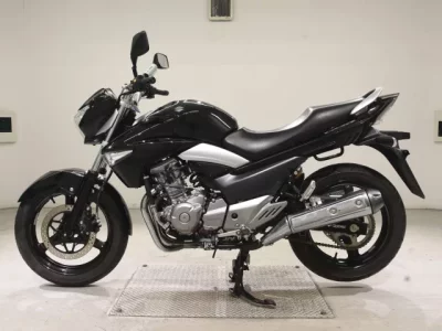 Suzuki GSR250  с аукциона в Японии