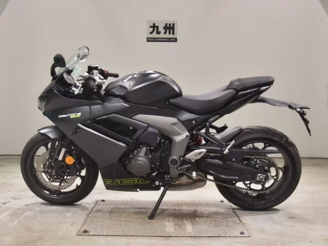Triumph TRIUMPH DAYTONA 660