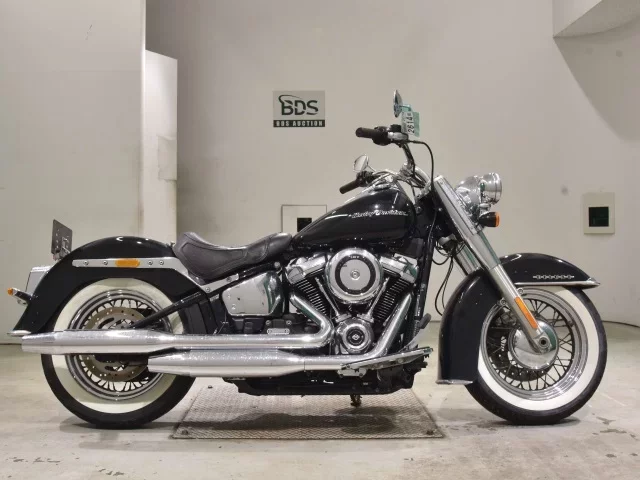 Harley-Davidson HARLEY FLDE1750 лот № 2614 оценка 4  с аукциона в Японии