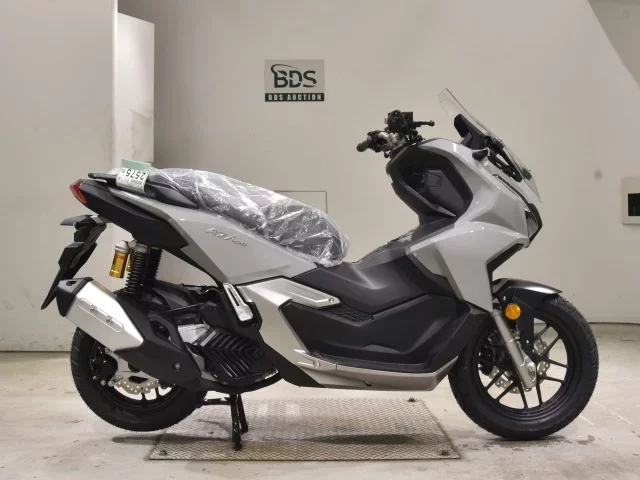 Honda ADV160