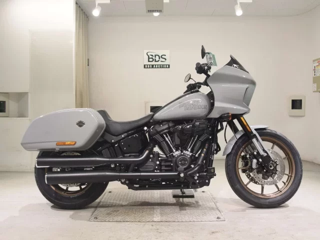 Harley-Davidson HARLEY FXLRST1920 лот № 5009 оценка 6  с аукциона в Японии