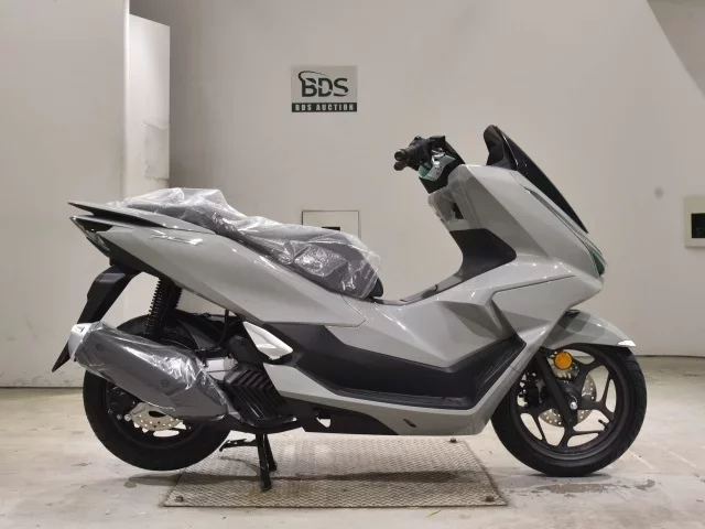 Honda PCX125-4