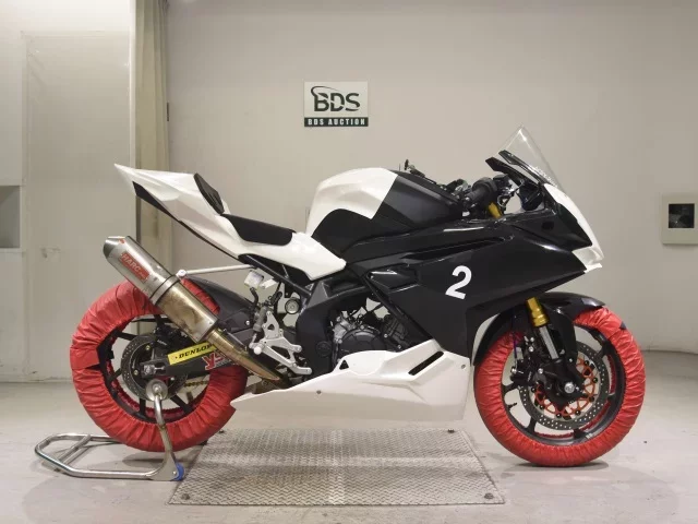 Honda CBR250RR лот № 5088 оценка 4  с аукциона в Японии