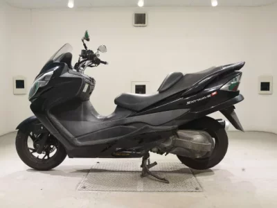 Suzuki SKYWAVE 250M  с аукциона в Японии