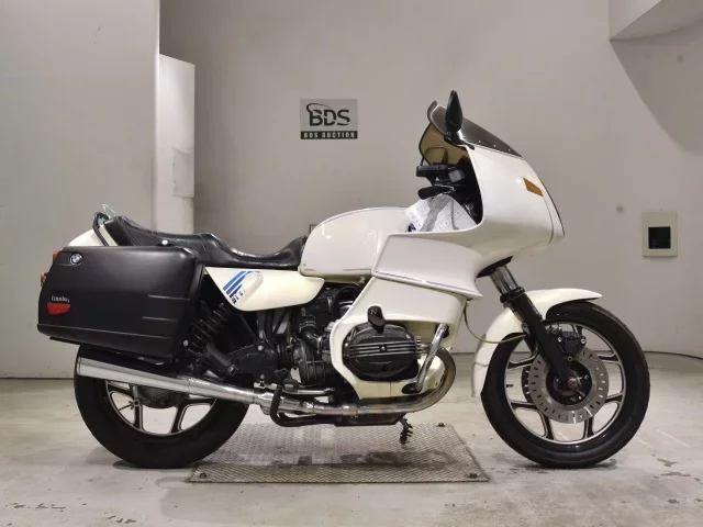 BMW  R100RS лот № 2615 оценка 4  с аукциона в Японии