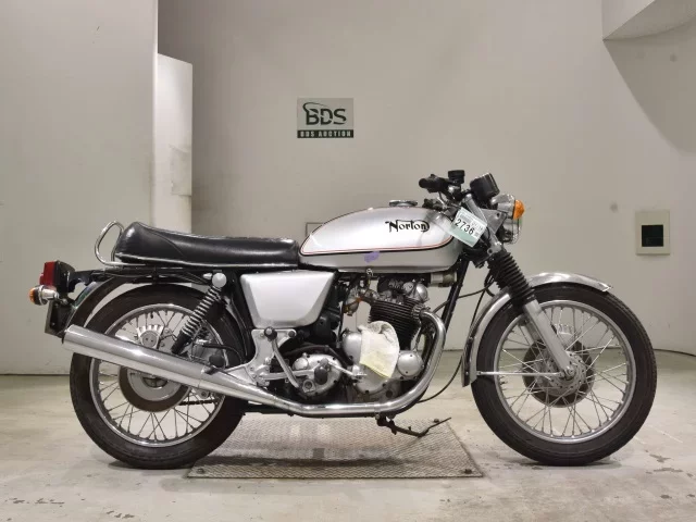 Other NOTE N COMMAND 850