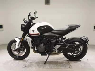Triumph TRIUMPH TRIDENT 660  с аукциона в Японии