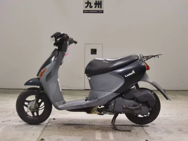 Suzuki LET S4