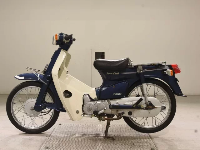 Honda C90