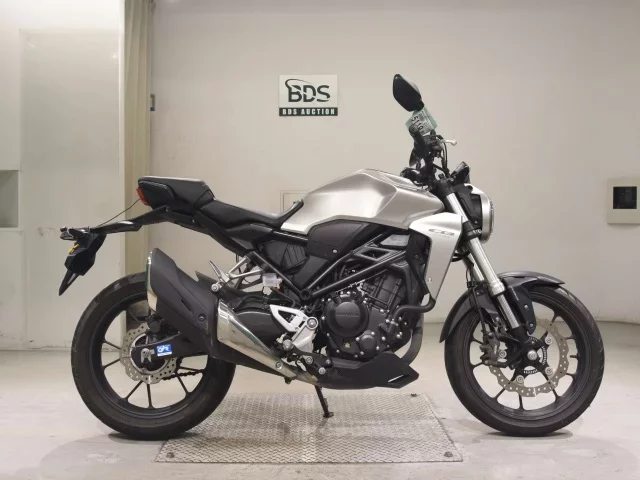 Honda CB250RA лот № 5119 оценка 4  с аукциона в Японии