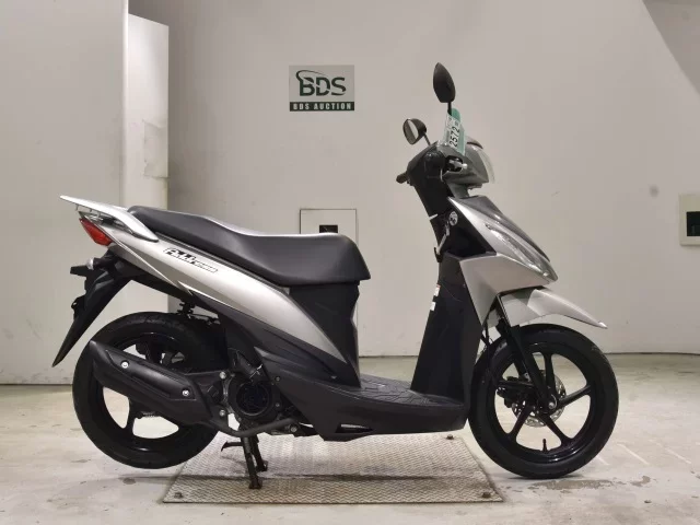 Suzuki ADDRESS110-2