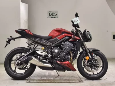 Triumph TRIUMPH STREET TRIPLE RS  с аукциона в Японии