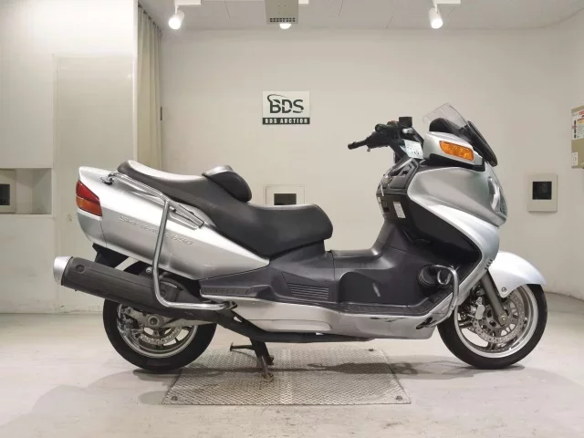 Suzuki SKYWAVE 650K лот № 7626 оценка 4  с аукциона в Японии