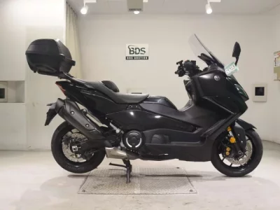 Yamaha T-MAX560T  с аукциона в Японии