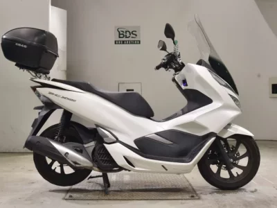 Honda PCX150-3