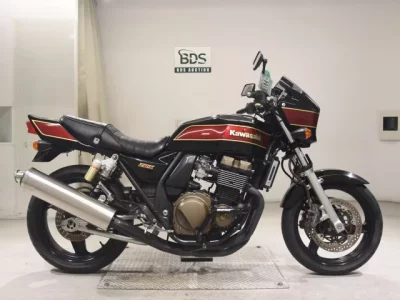 Kawasaki ZRX400  с аукциона в Японии