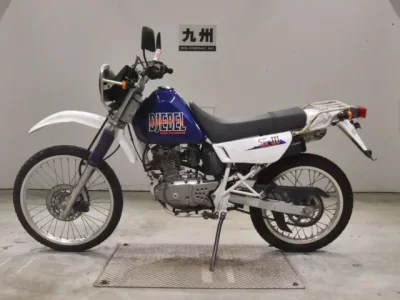Suzuki DJEBEL125