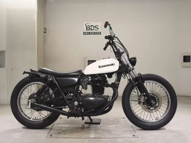 Kawasaki 250TR лот № 5236 оценка 4  с аукциона в Японии