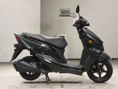 Suzuki AVENIS 125-2