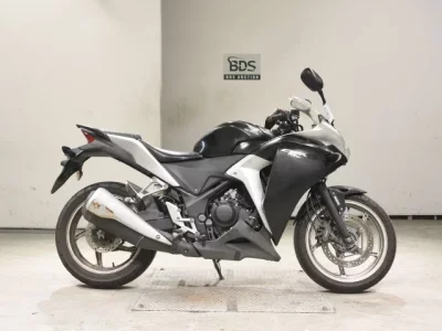 Honda CBR250R ABS