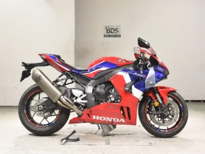 Honda CBR1000RR-R 2021
