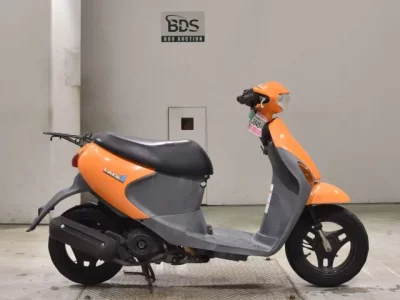 Suzuki LET S4